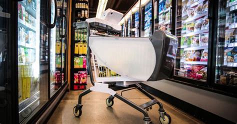 These smart shopping carts will let you skip the grocery store line 